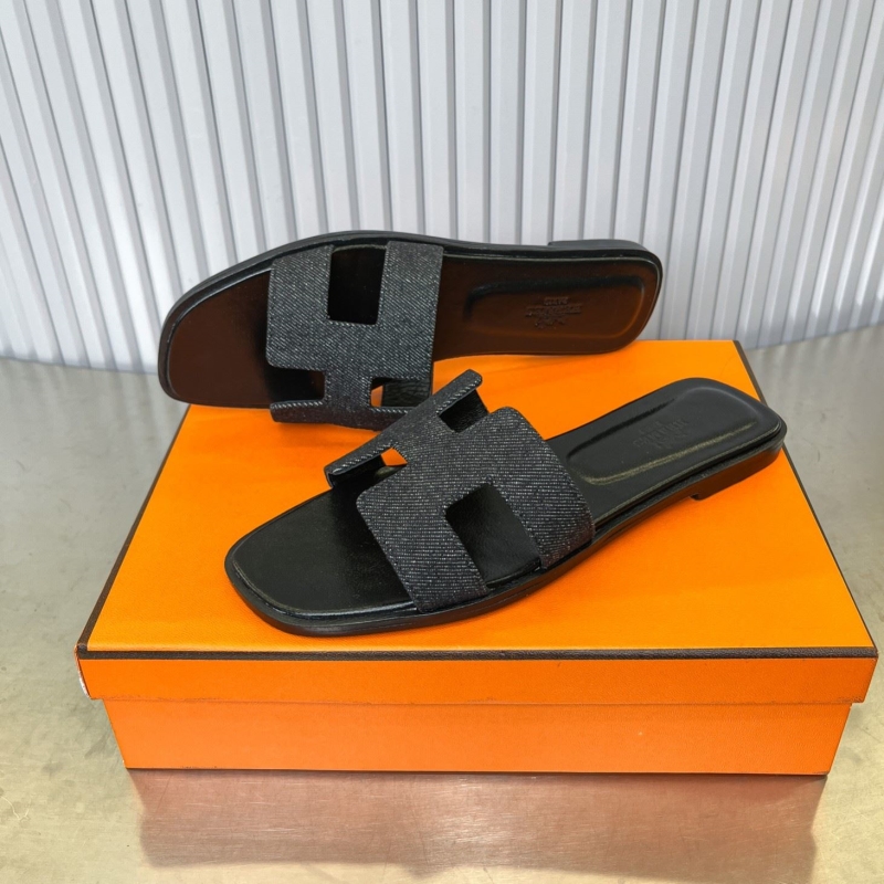 Hermes Slippers